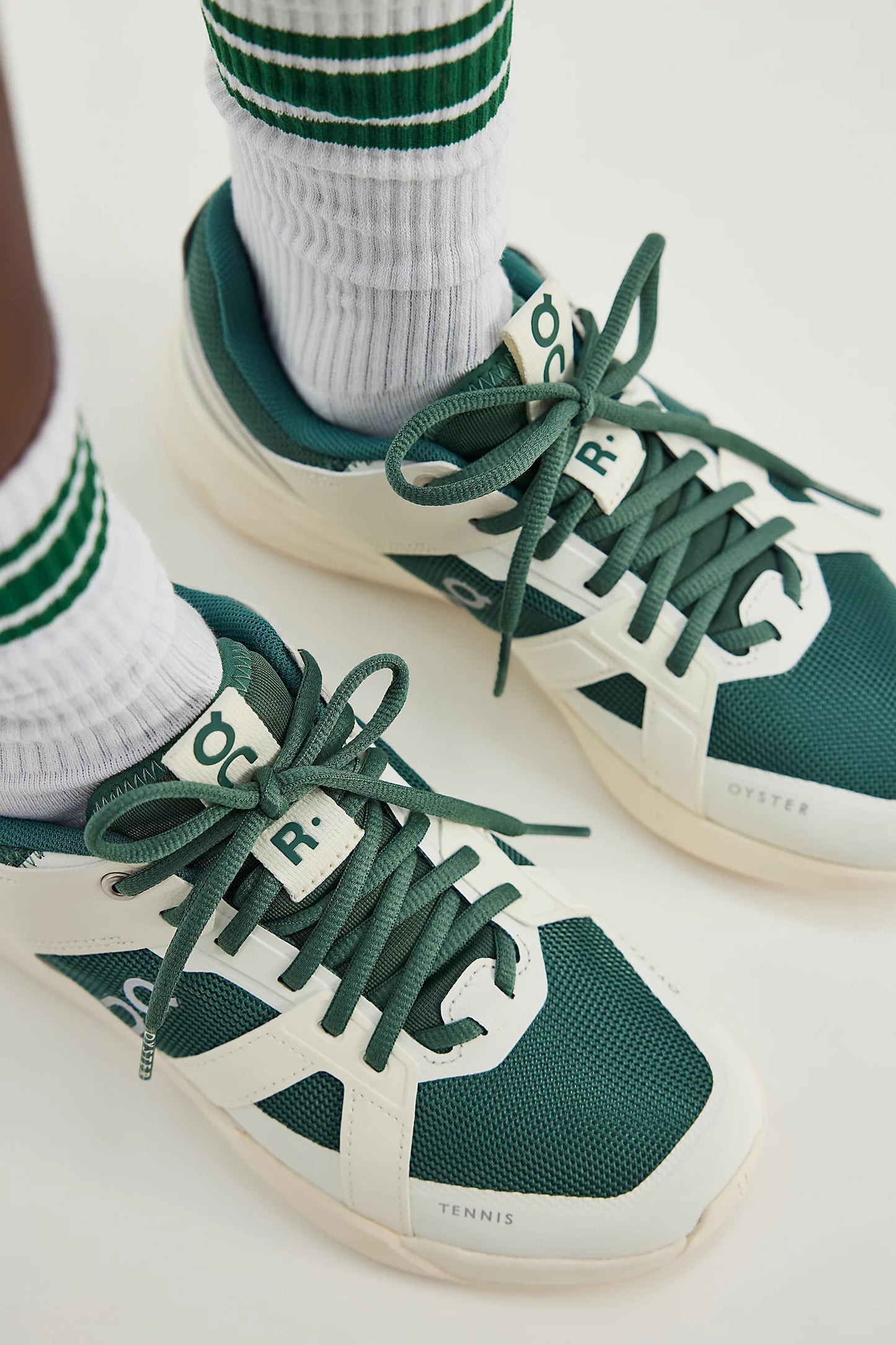 OnCloud The Roger Clubhouse Pro QC-28 - in white×green