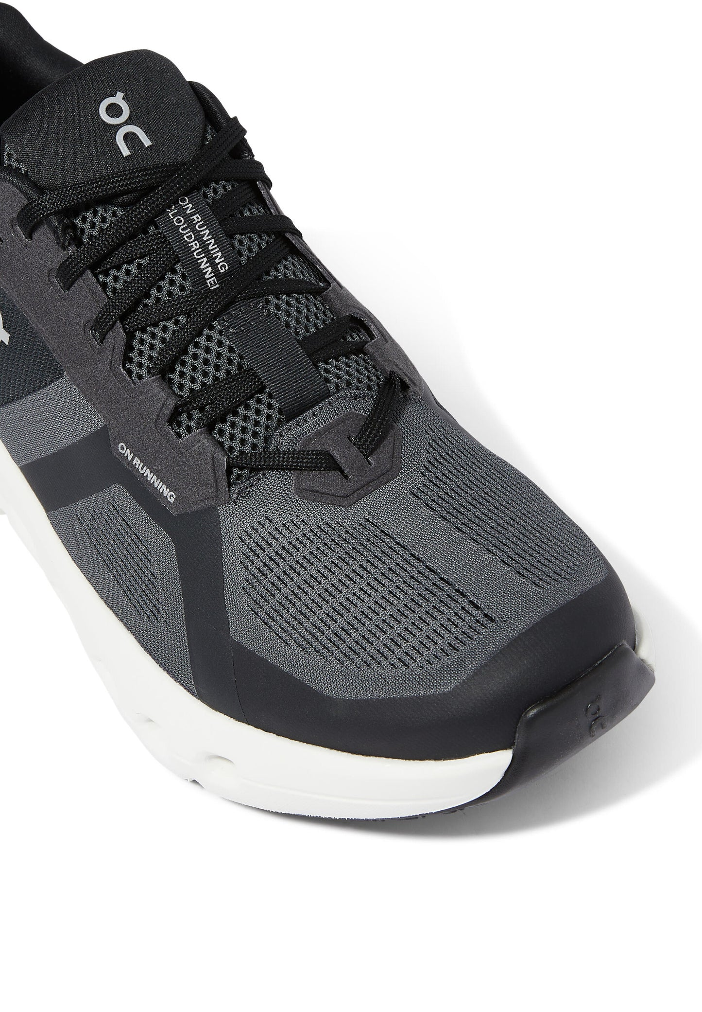 On Running Cloudrunner 2 QC-05 - in Black×white