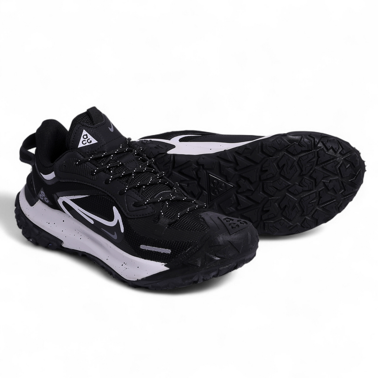 Nike ACG Mountain Fly Low Gore - G10 - in Black