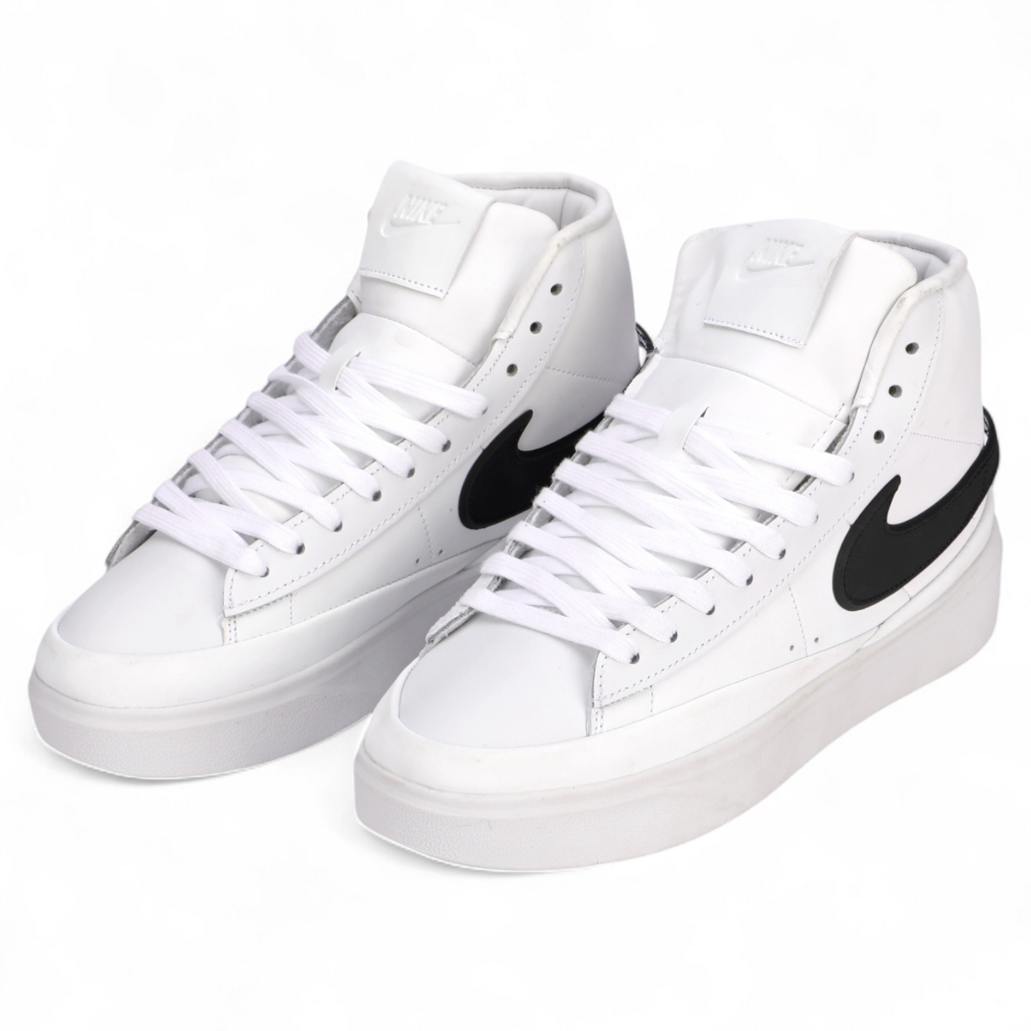 The Nike Blazer Mid '77 Phantom JO - in white×black