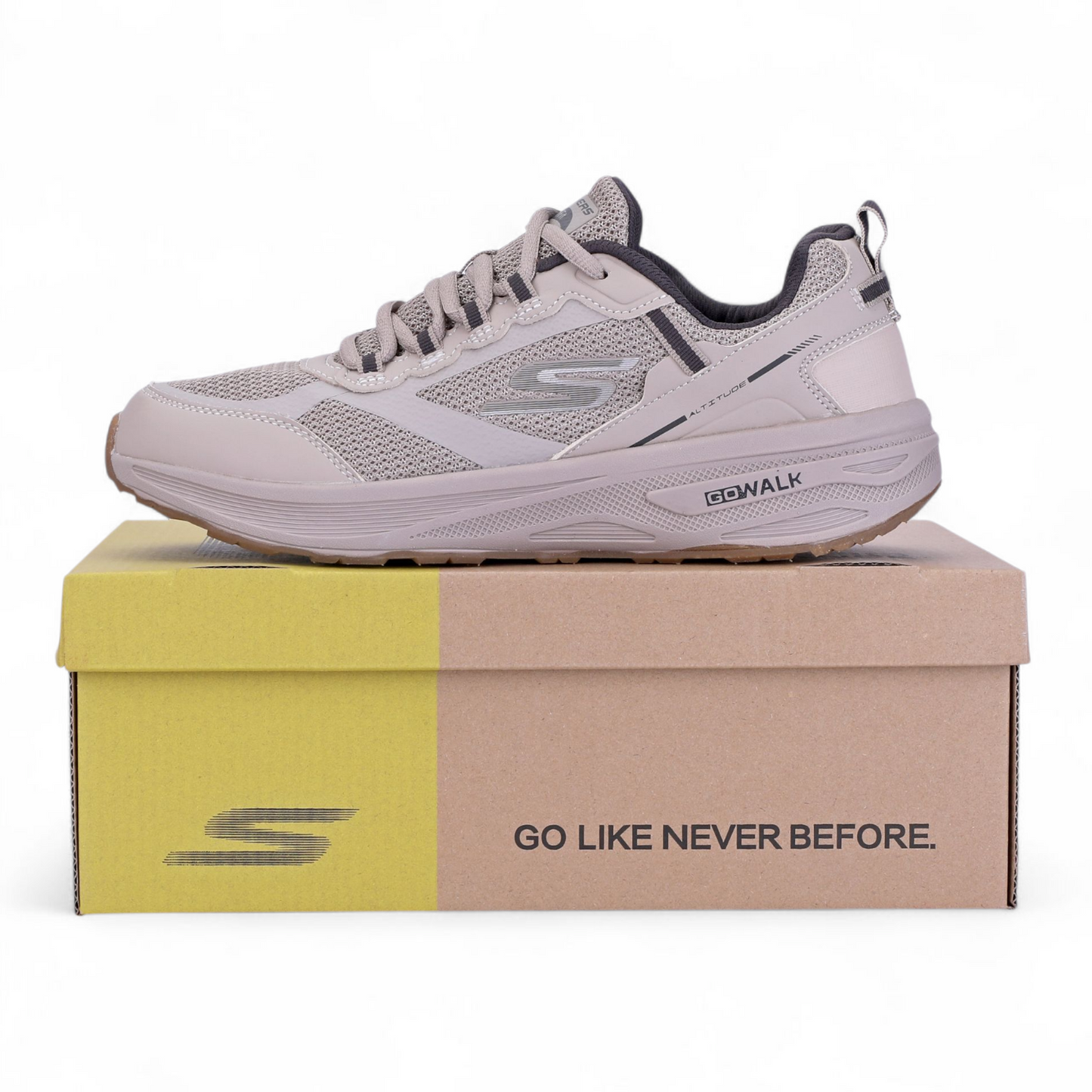 Skechers GO WALK Arch Fit Outdoor WK - in Beige