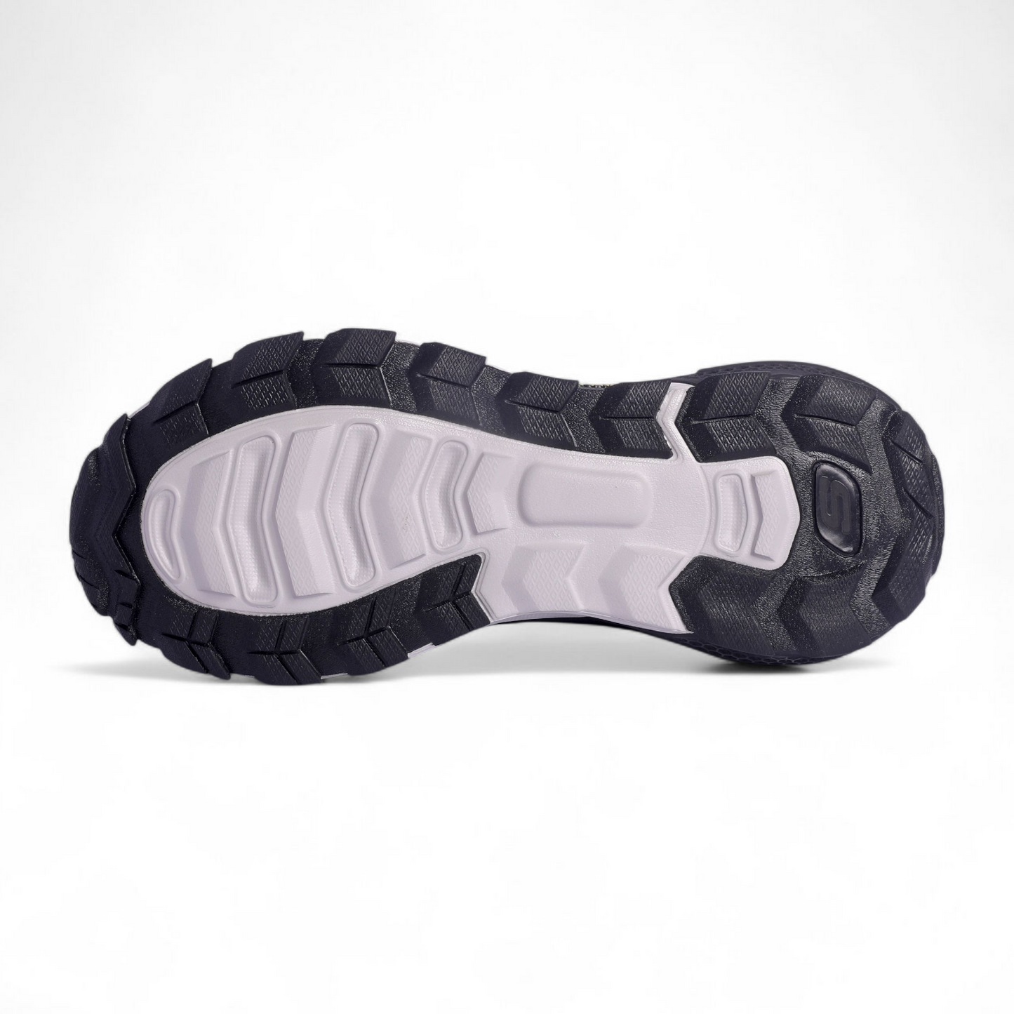 Skechers Max Protect Goodyear Sole 3D - in Black