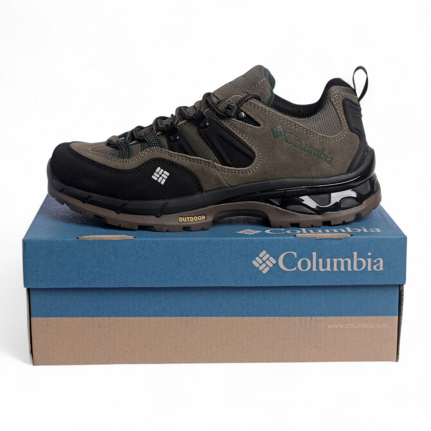 Columbia Leather Outdoor Sneakers TI - in Olive