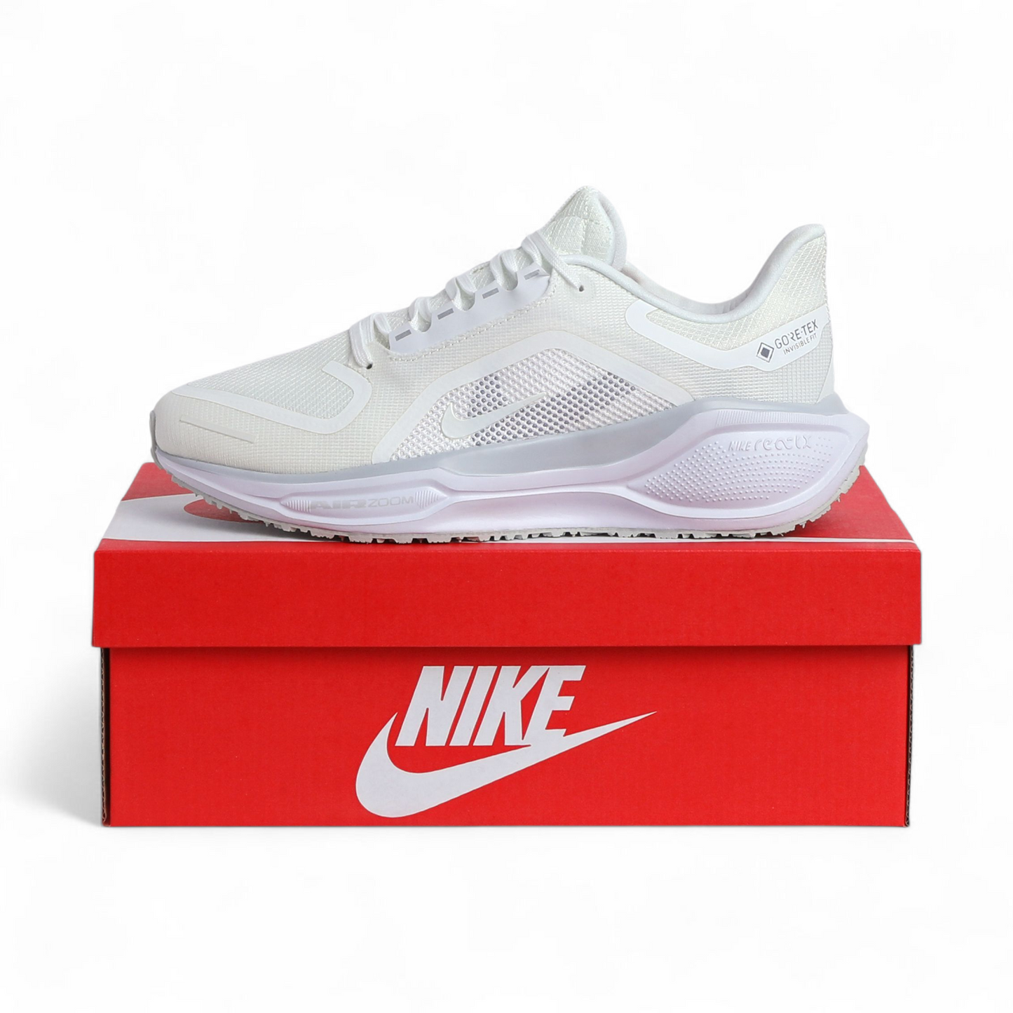 Nike Pegasus 41 Men's Waterproof Road Running Shoes GX - in White