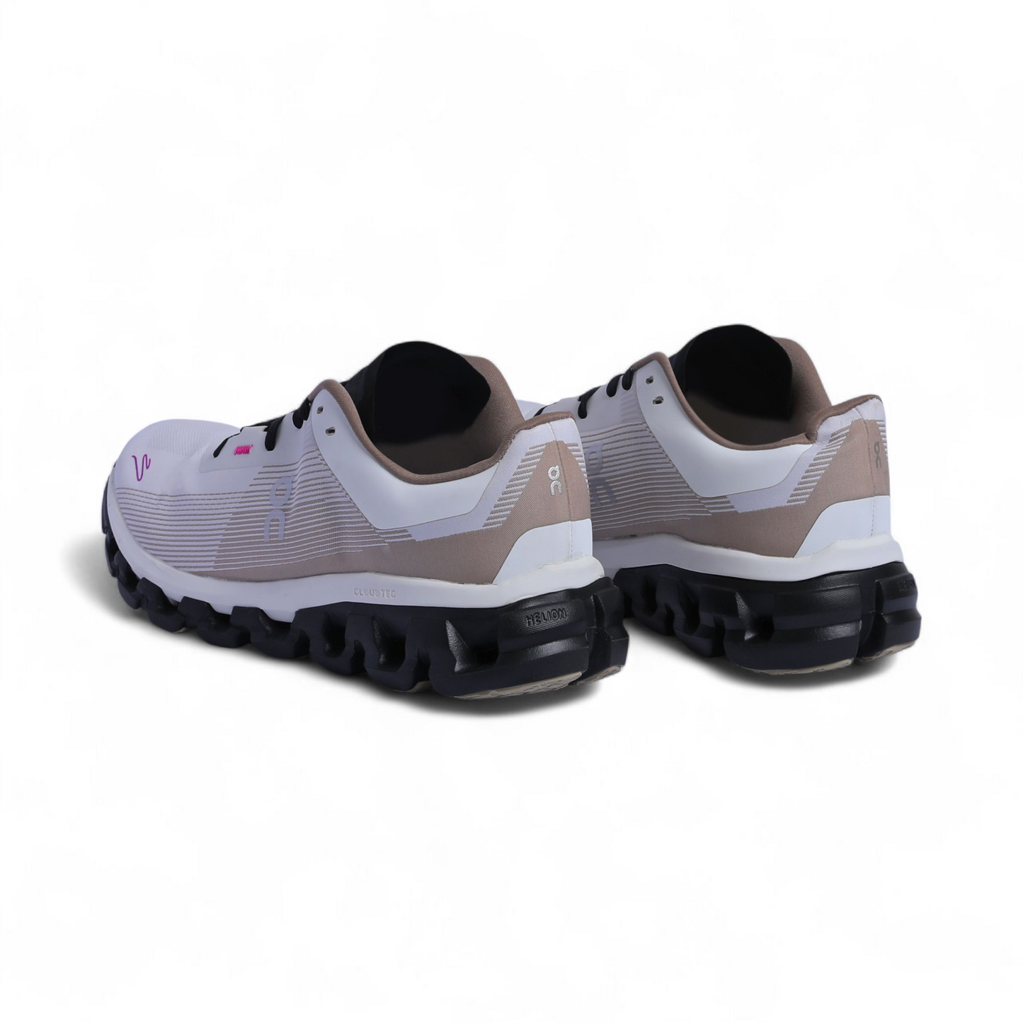 On Running Cloudflow 4 QC-04 - in White×beige