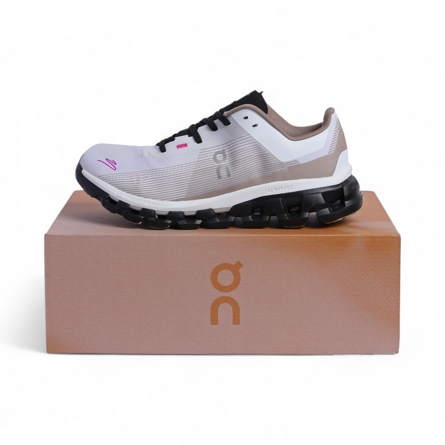 On Running Cloudflow 4 QC-04 - in White×beige