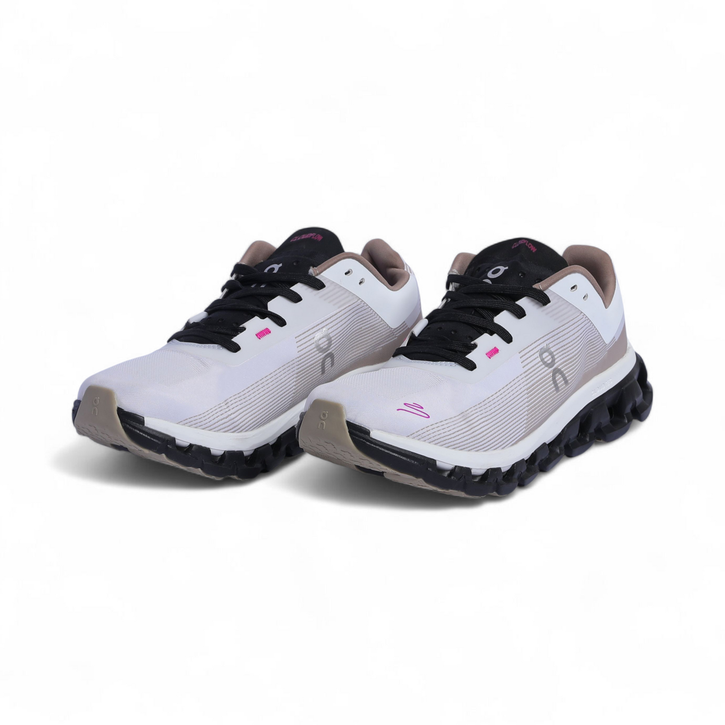 On Running Cloudflow 4 QC-04 - in White×beige