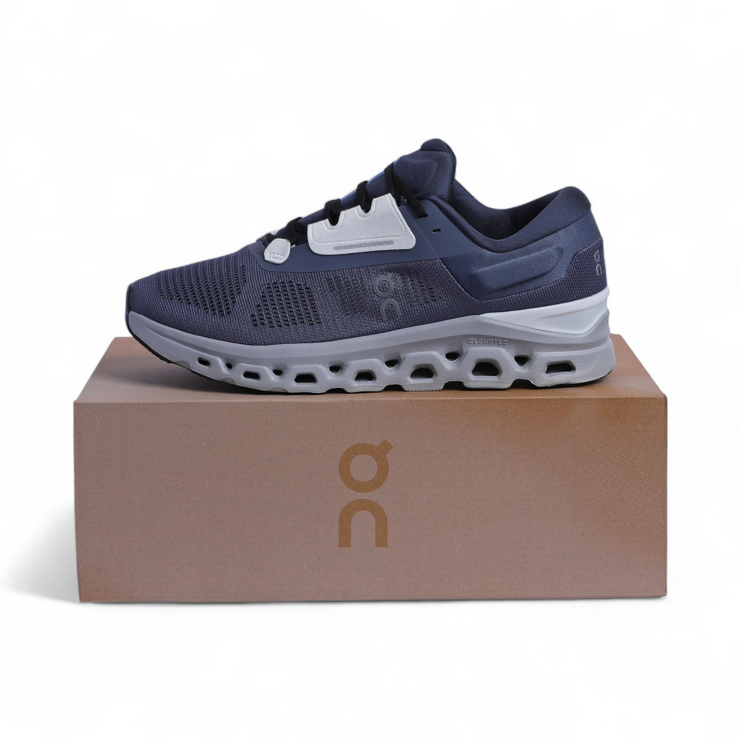 On Running Cloudstratus 3 QC-02 - in Blue