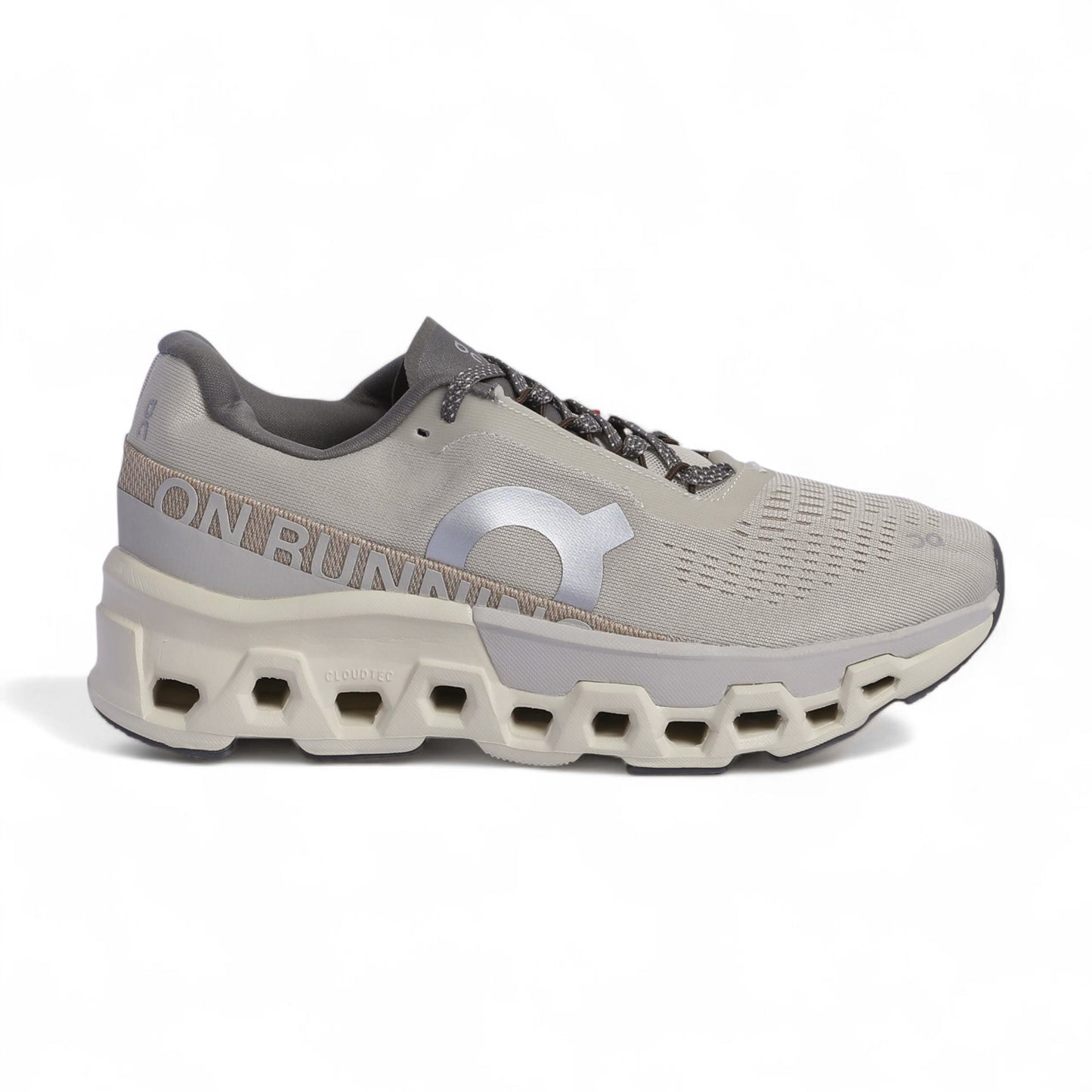 On Running Cloudmonster QC-32 - in Beige