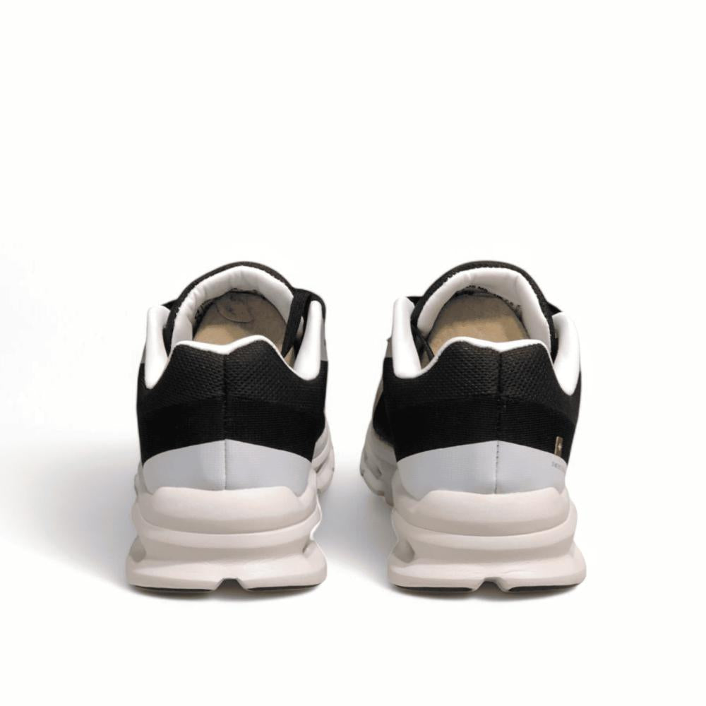 On Running Cloudrunner QC-15 - in Dark gray×black