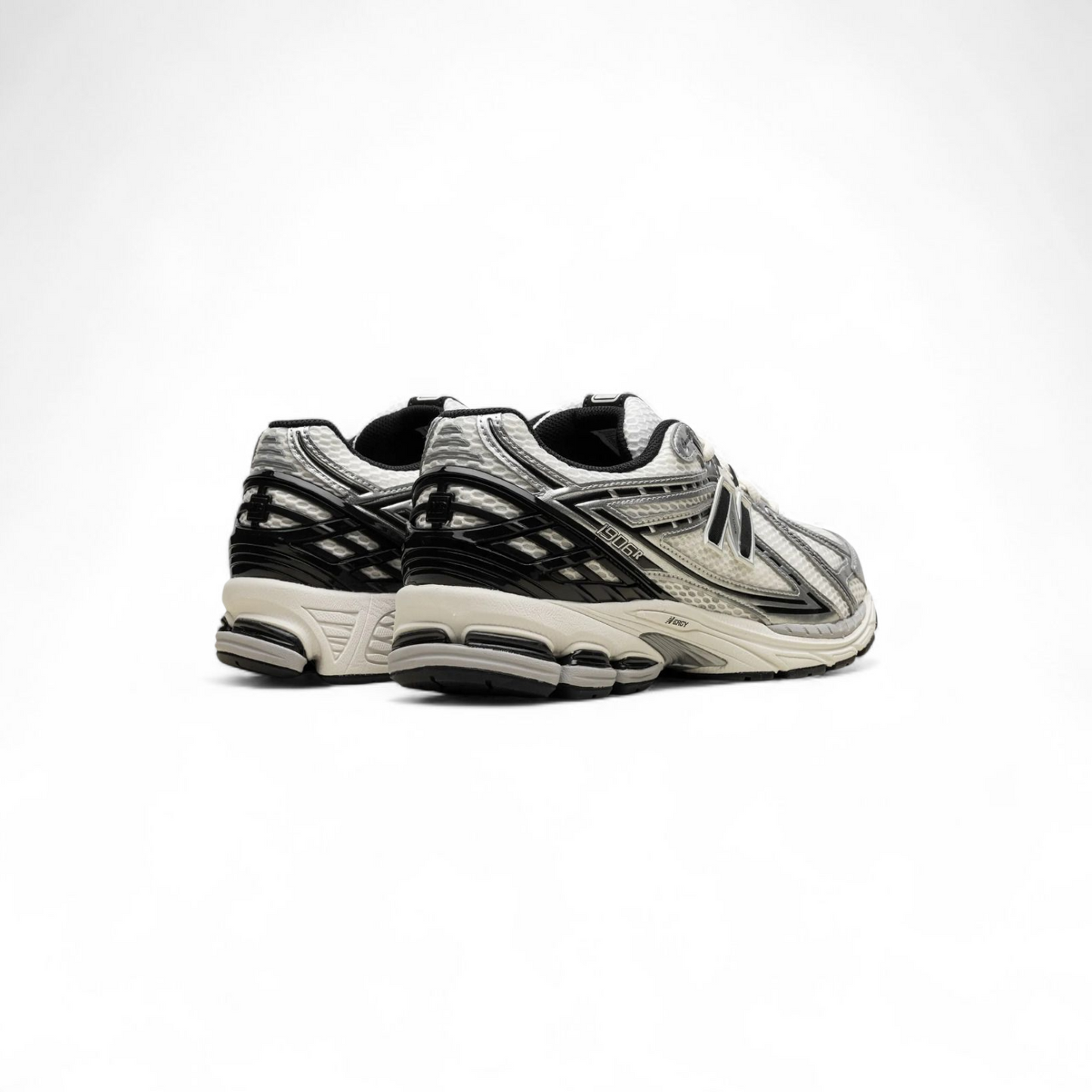 New Balance 1906 – Retro-Inspired Style Meets Modern Comfort 1906 - in White