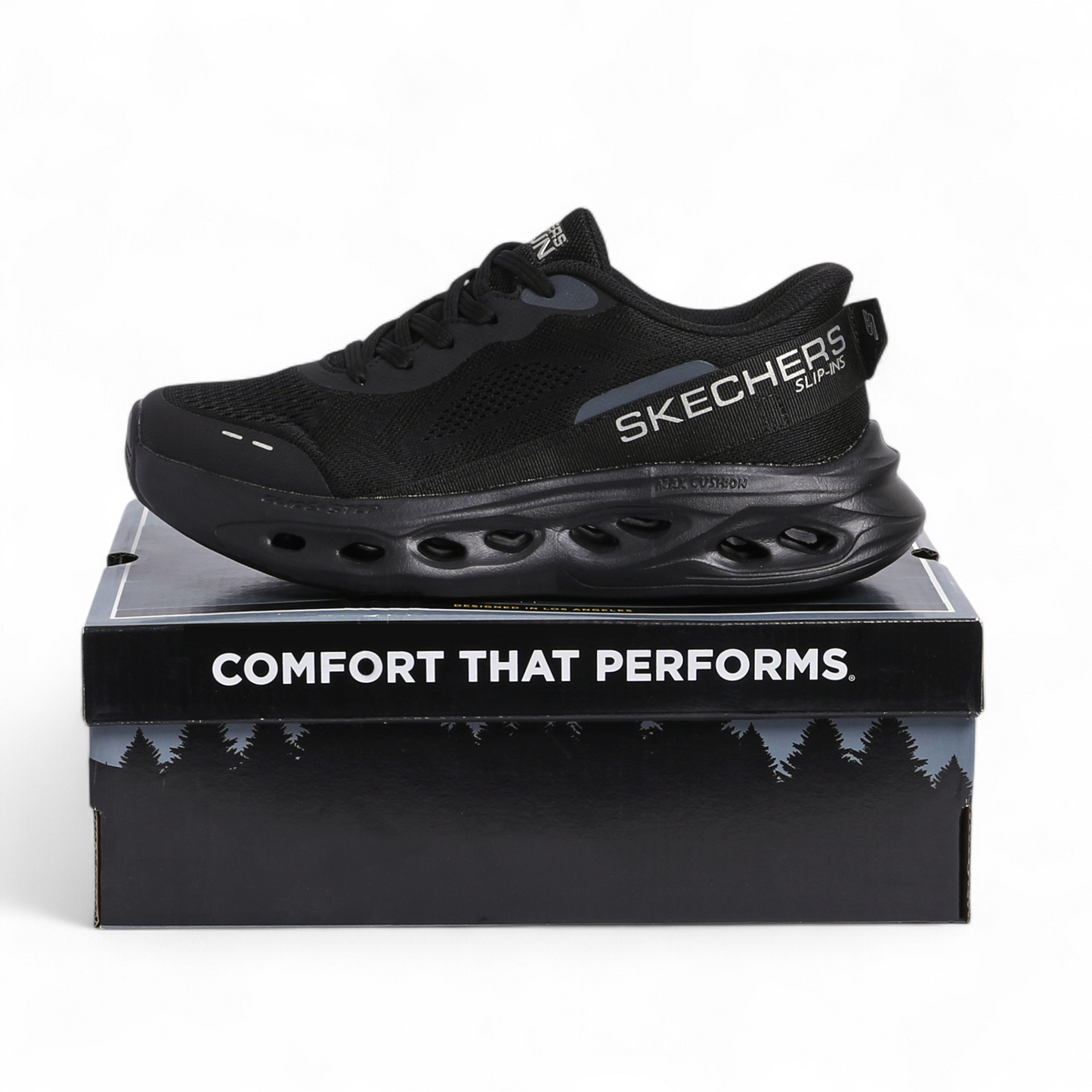 Skechers MAX CUSHIONING GLIDE-STEP – Smooth Comfort & Everyday Performance - EB - in Black