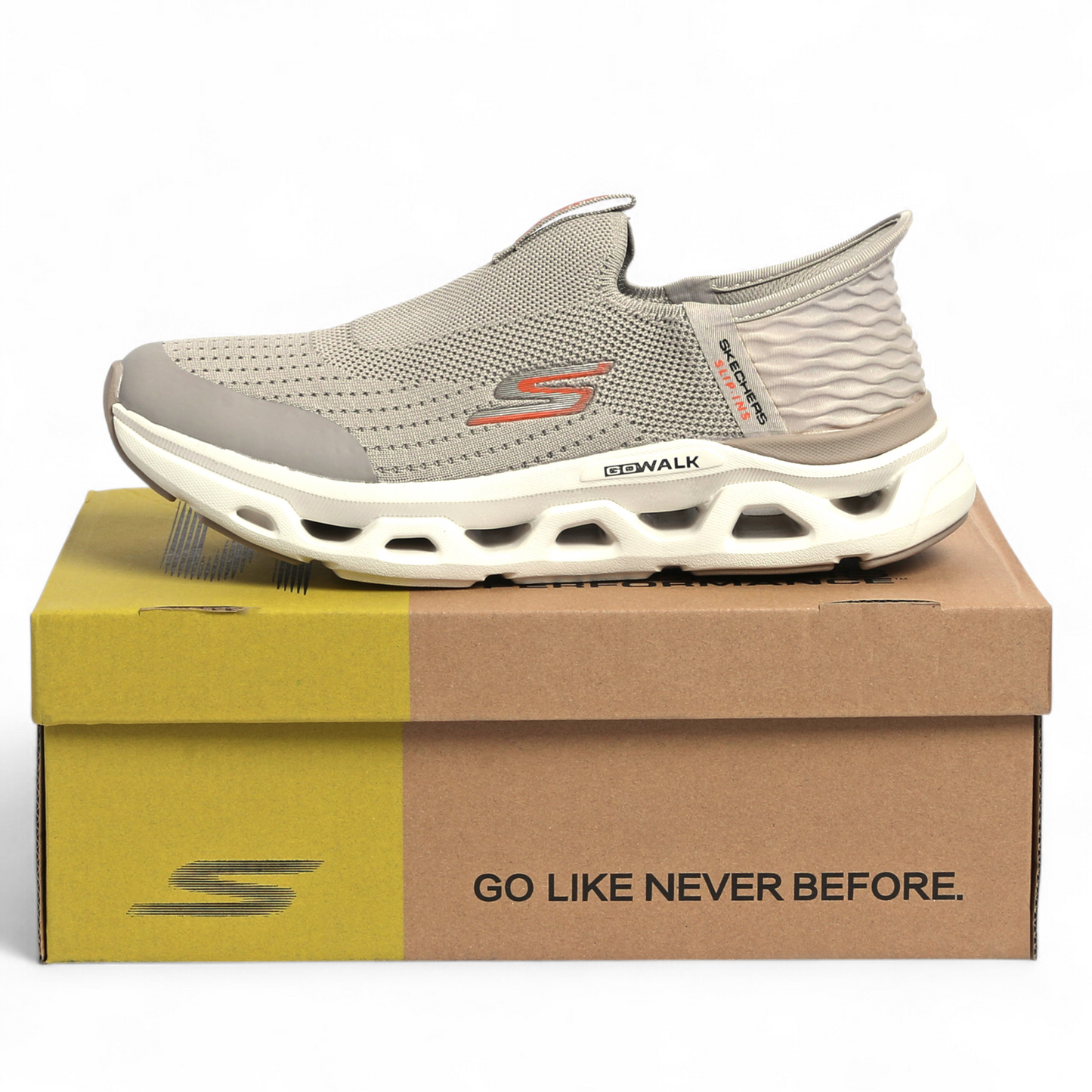 Skechers GO RUN Max Slip‑In – Comfort Meets Performance - OL - in Beige