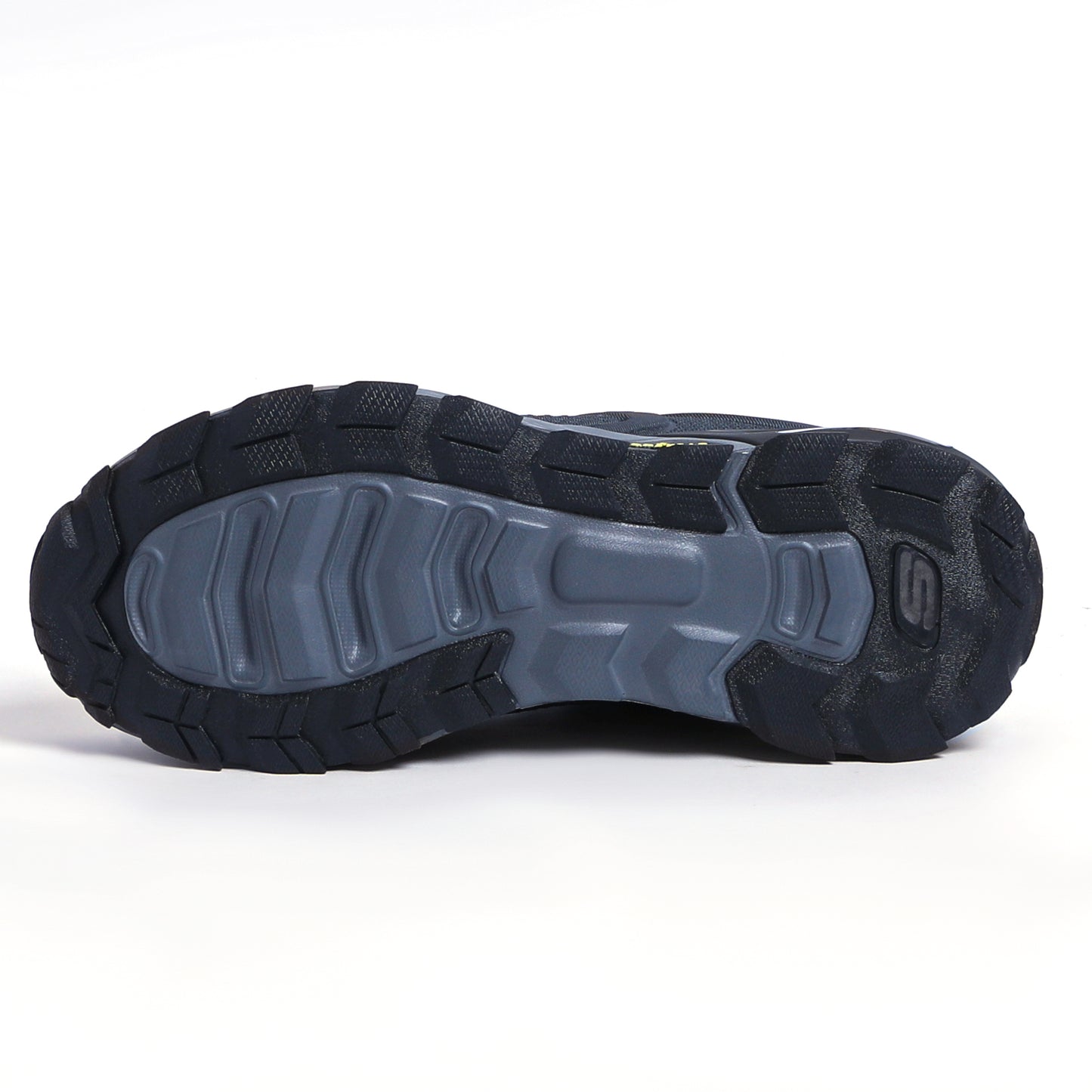 Skechers Max Protect Goodyear Sole - NC - in Dark grey