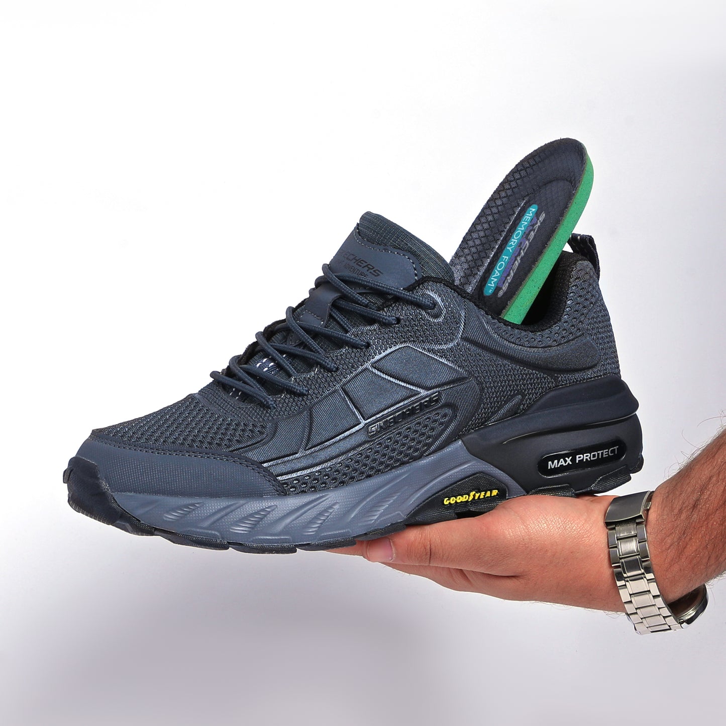 Skechers Max Protect Goodyear Sole - NC - in Dark grey