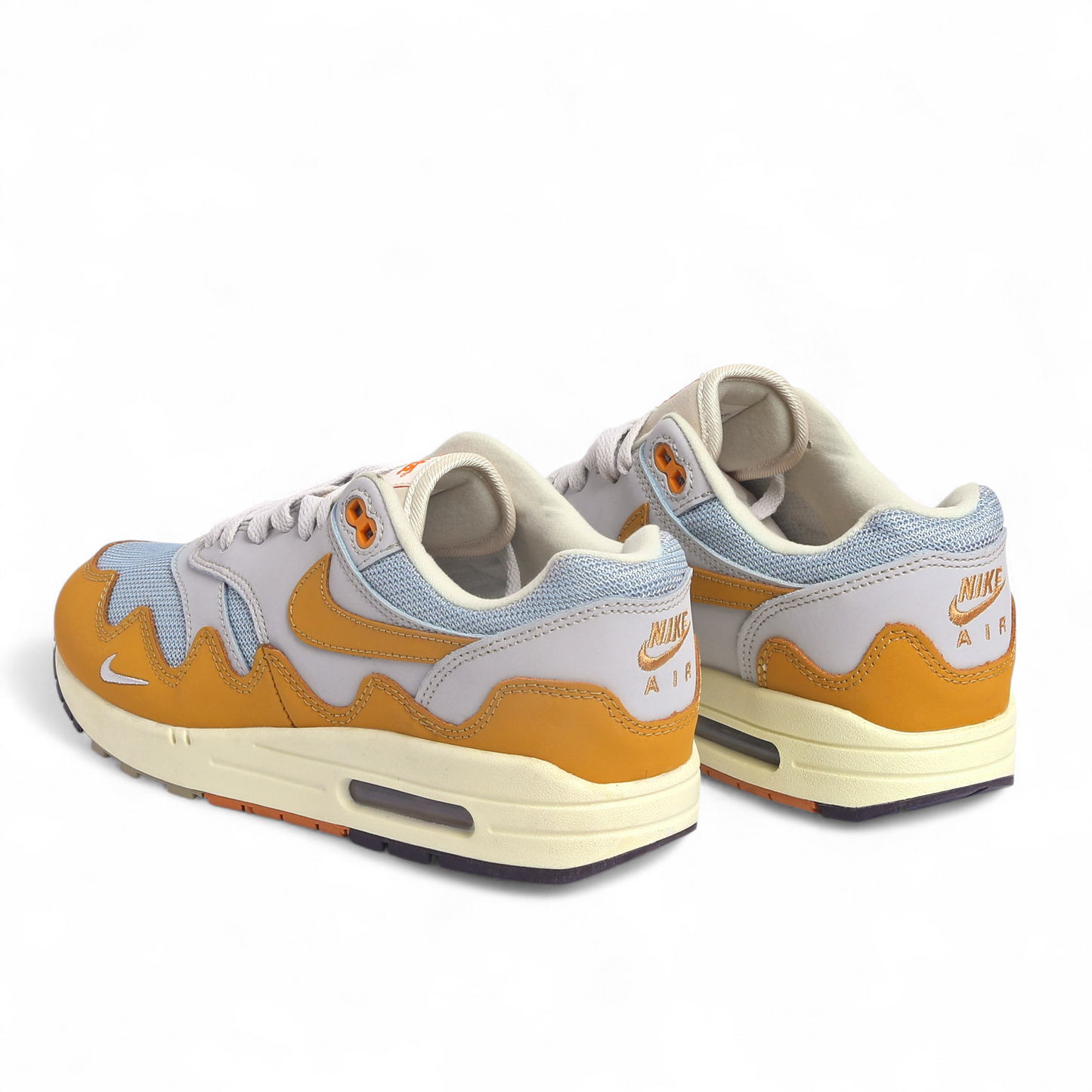 Sneakers Air Max 1 x Patta – Culture, Creativity, and Classic Comfort – JOR-40- in white×orange