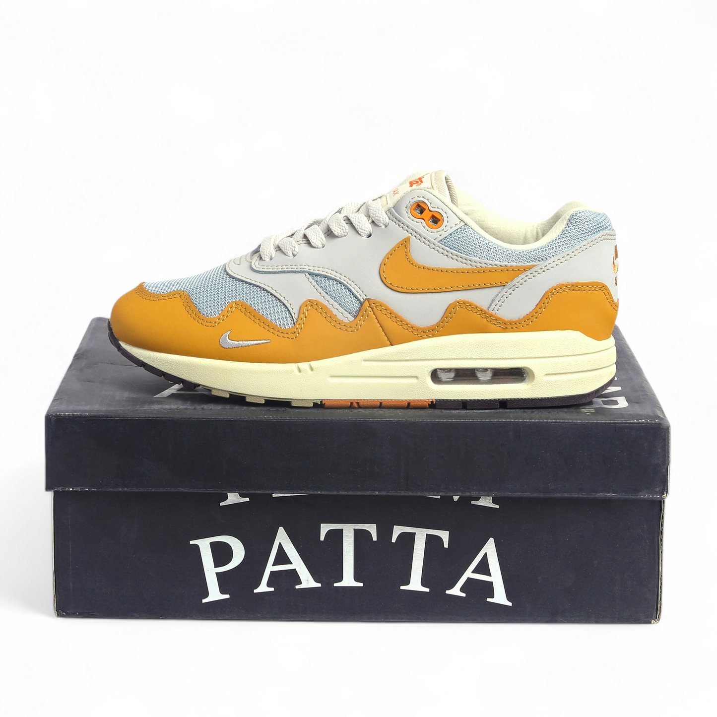 Sneakers Air Max 1 x Patta – Culture, Creativity, and Classic Comfort – JOR-40- in white×orange