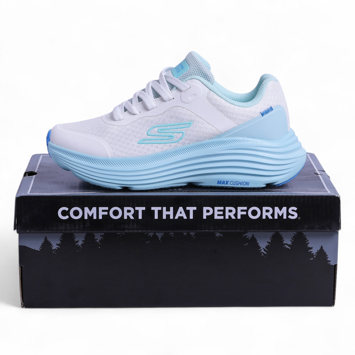Skechers Max Cushioning Elite – Air-Cooled Goga Mat Comfort - WT - in White