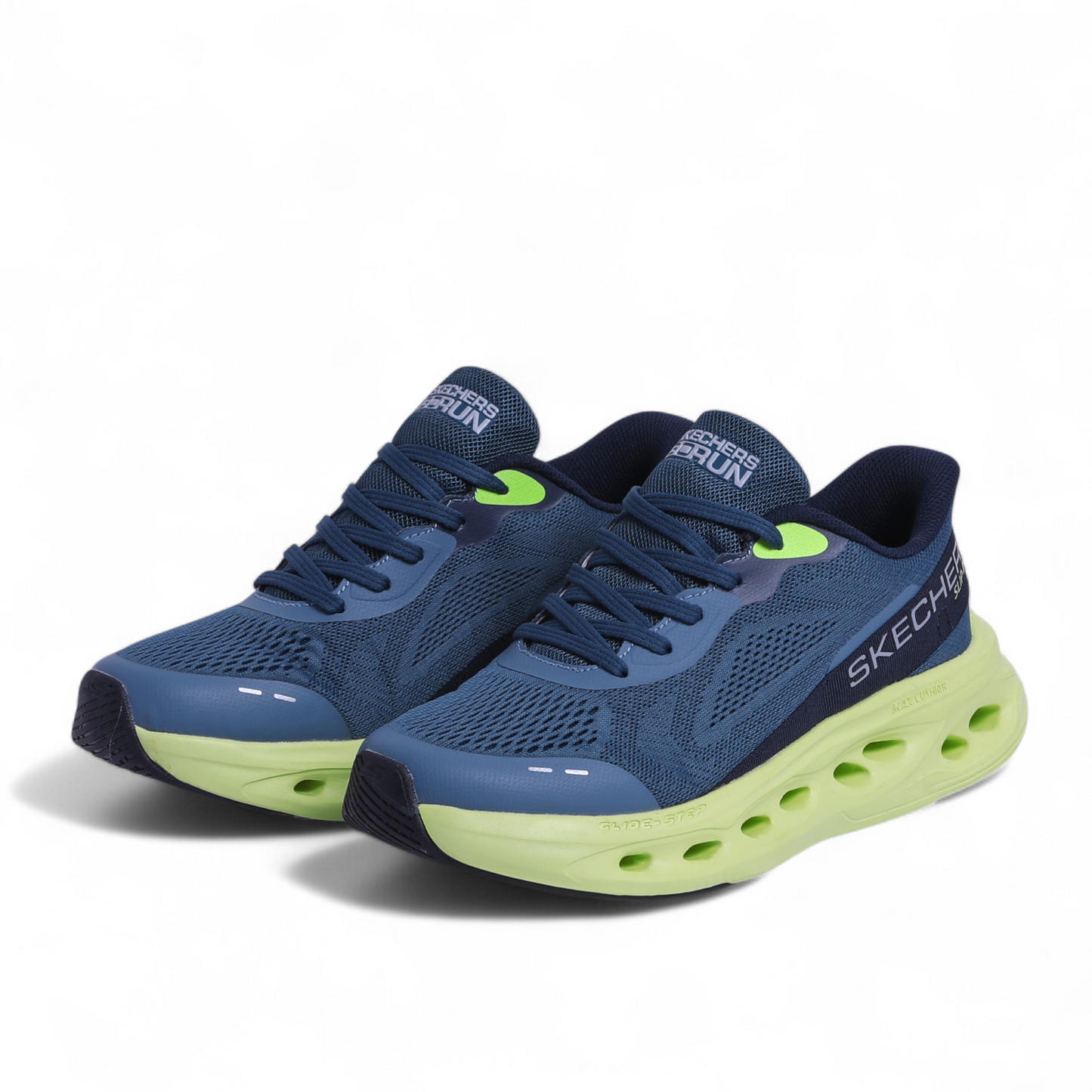 Skechers MAX CUSHIONING GLIDE-STEP – Smooth Comfort & Everyday Performance - EB - in Blue