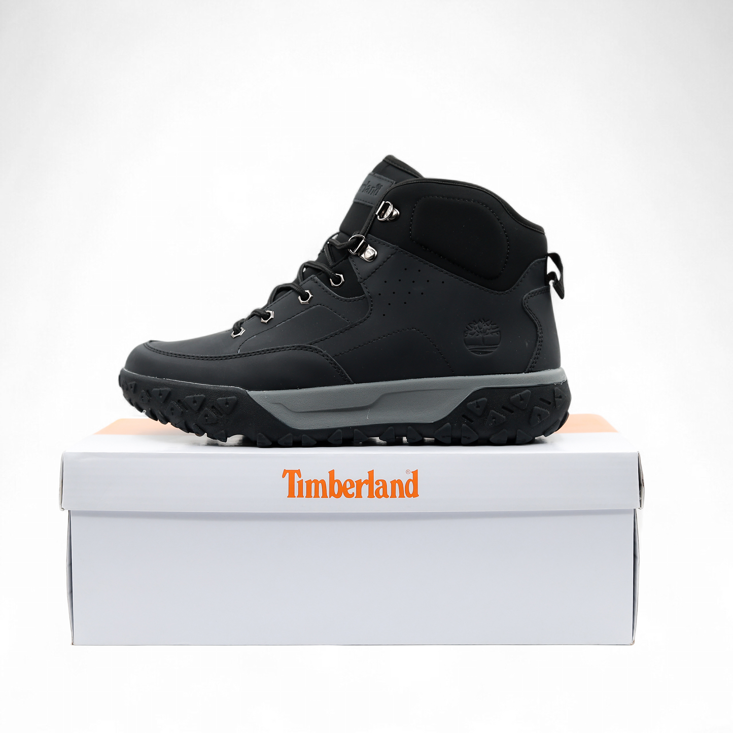 Men’s GreenStride Motion 6 Mid Hiking Shoe - KTY - in Black