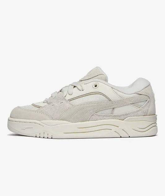 PUMA 180 – Retro Vibes with Modern Comfort - UM - in White