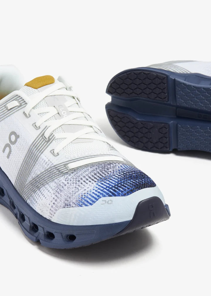 On Running Cloudgo QC-54- in White×blue