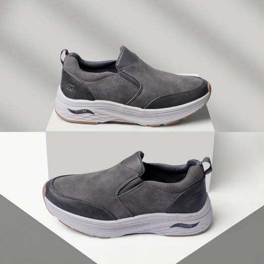 Skechers relaxed fit OVS - in grey