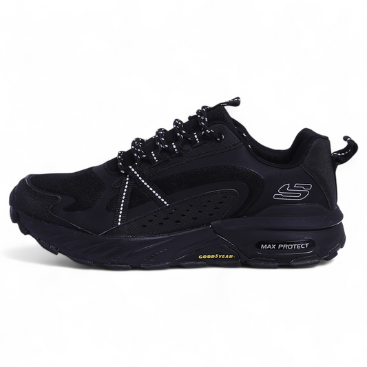 Skechers Max Protect Goodyear Sole SM - in Black