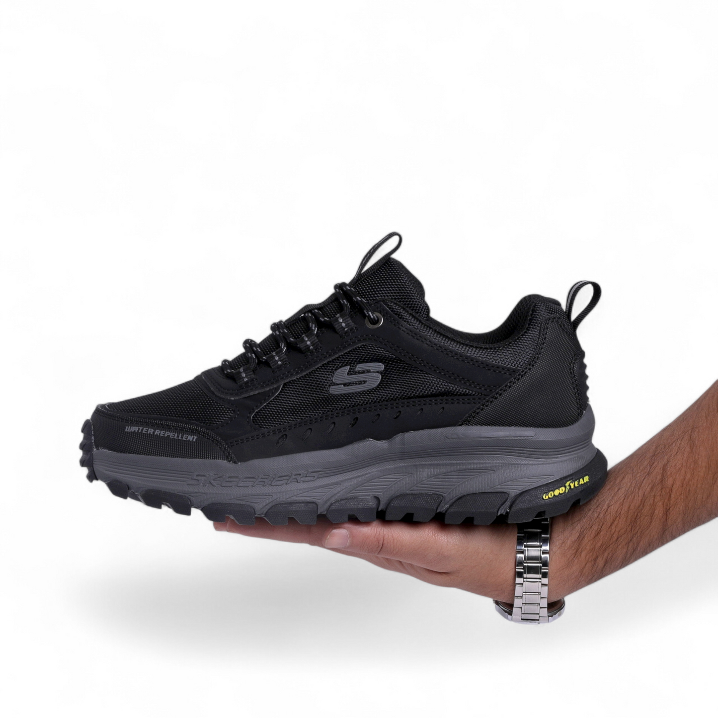 Skechers Hillcrest Water Repellent Trail Shoe S25 - in Black