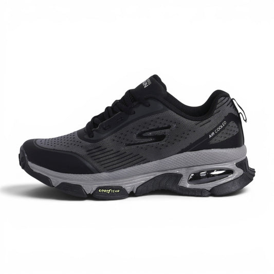 Skechers GO RUN – Lightweight Performance & Everyday Comfort - in Dark grey
