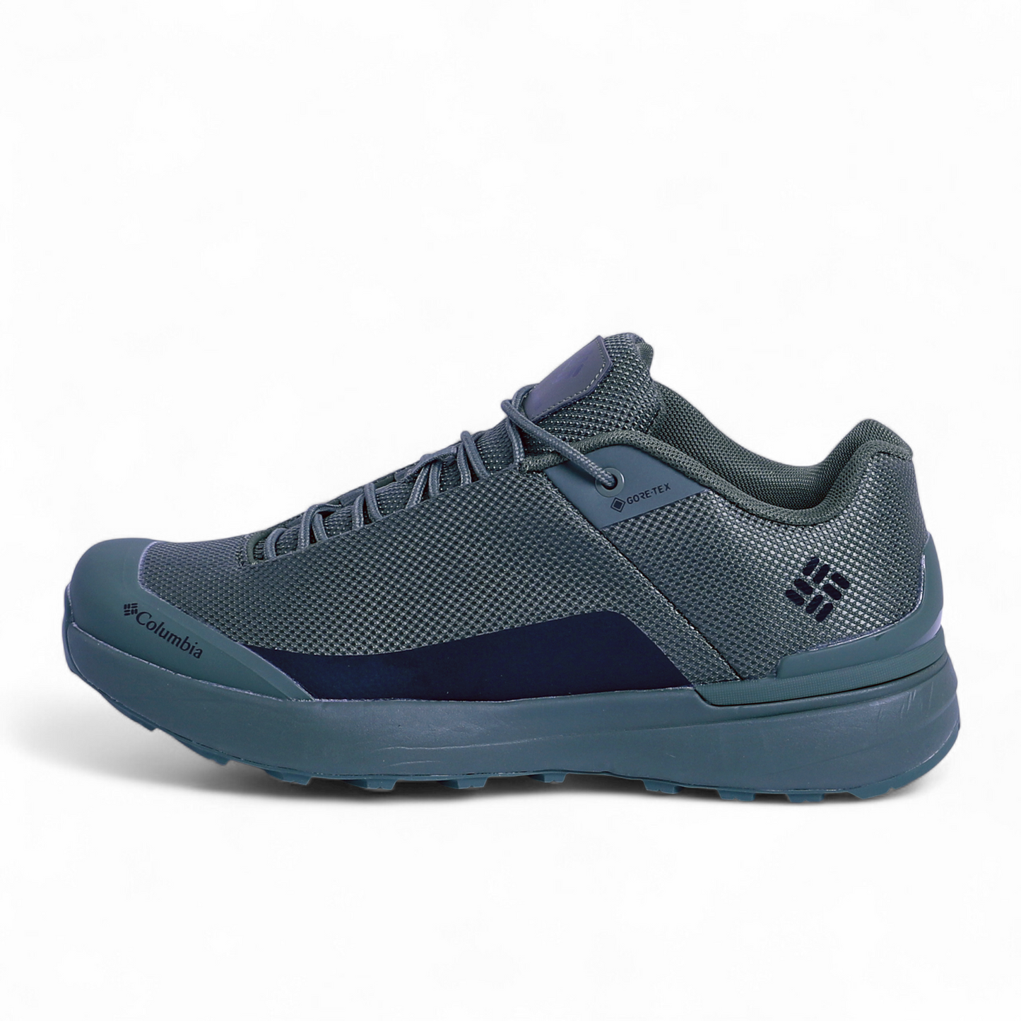 Columbia GORE-TEX Outdoor Hiking Sneakers - DCM - in Green