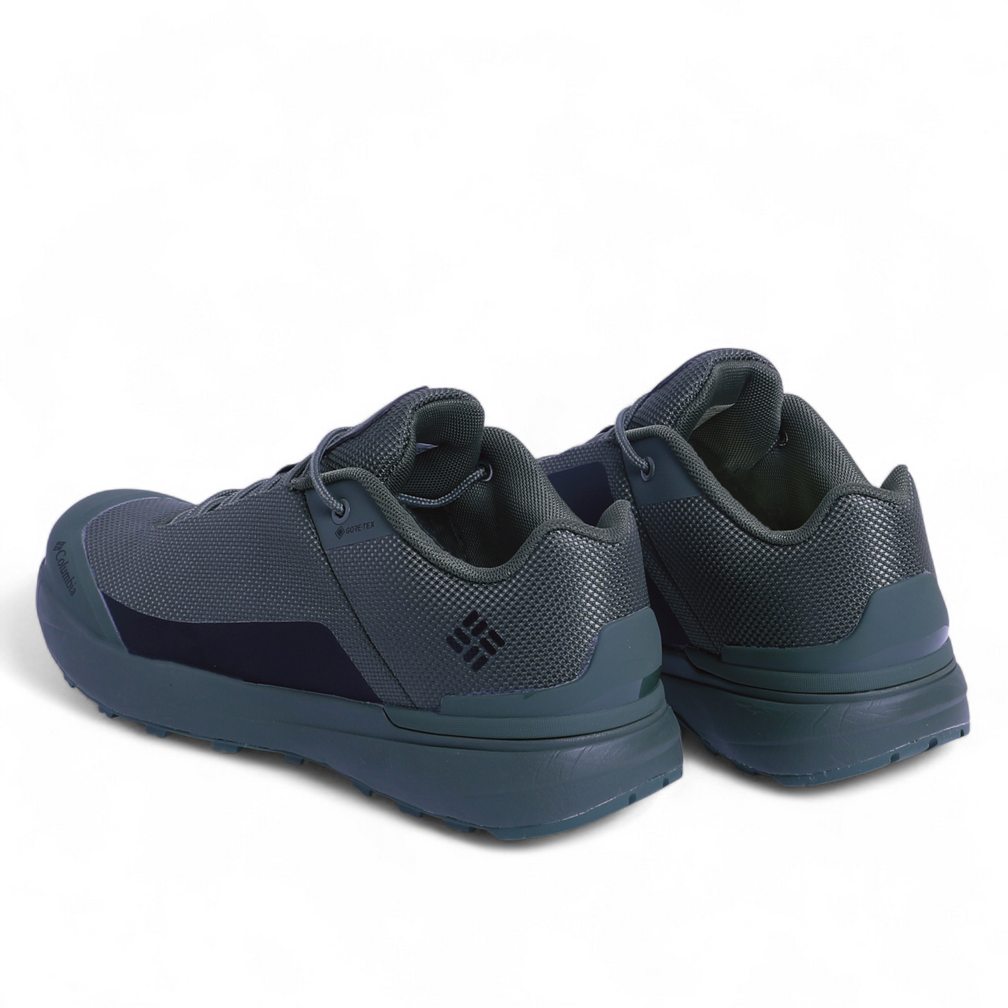 Columbia GORE-TEX Outdoor Hiking Sneakers - DCM - in Green