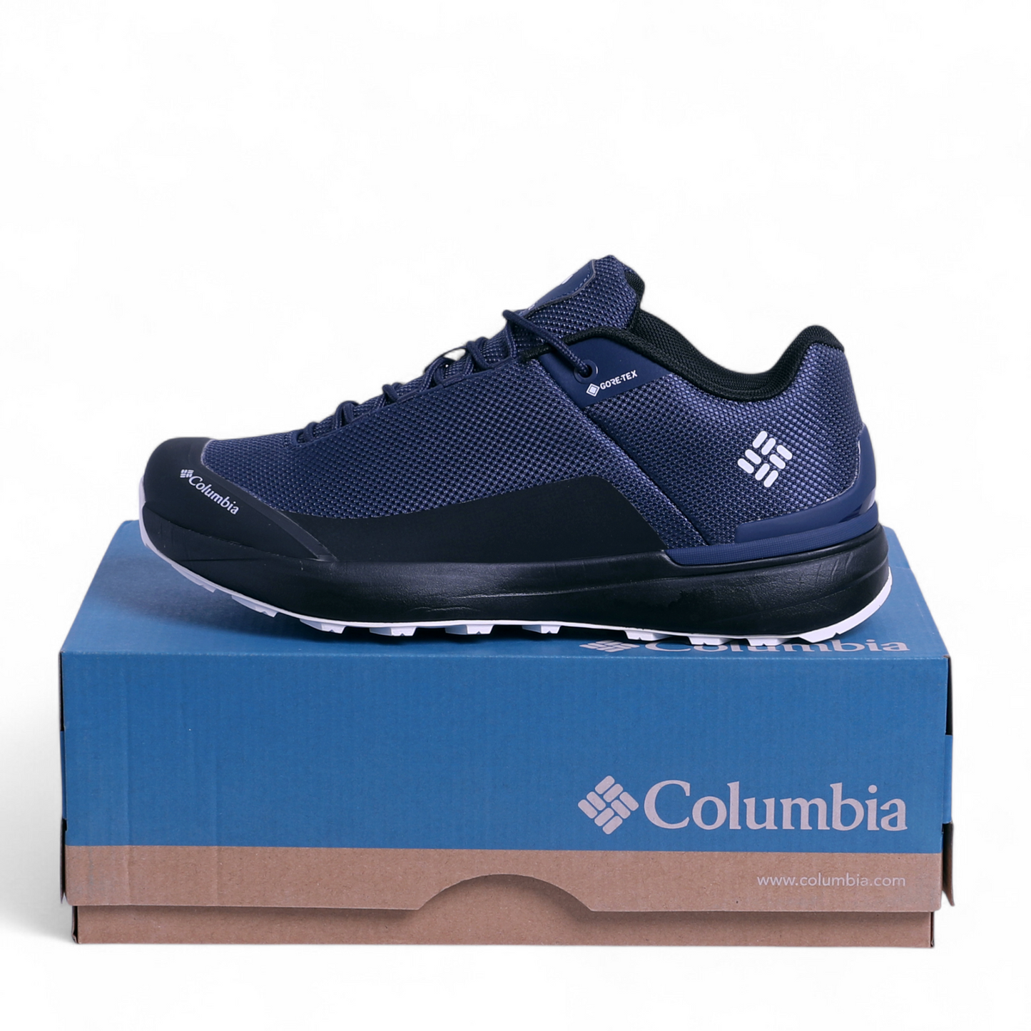 Columbia GORE-TEX Outdoor Hiking Sneakers - DCM - in Navy