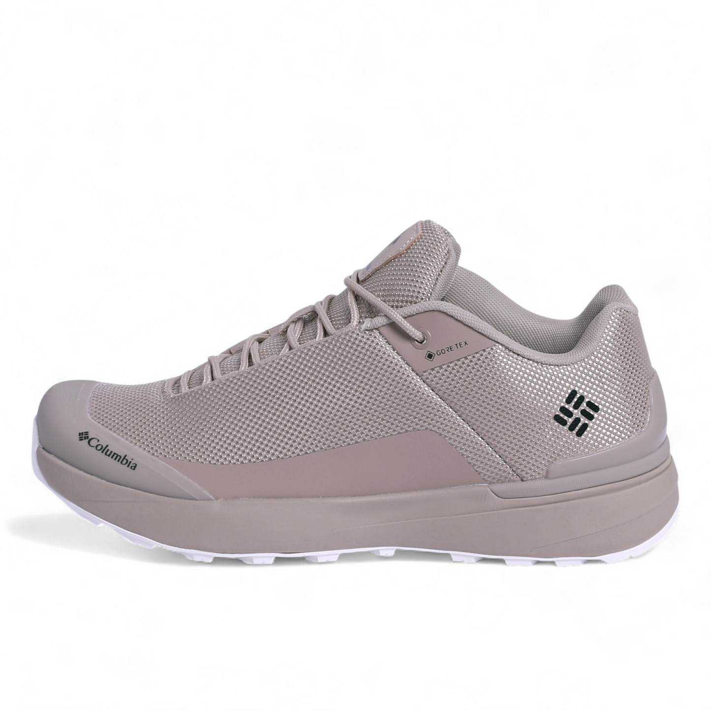 Columbia GORE-TEX Outdoor Hiking Sneakers - DCM - in Beige
