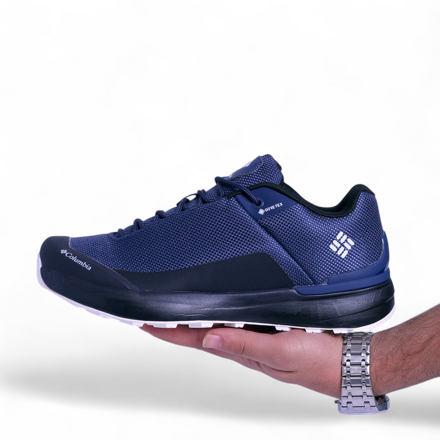 Columbia GORE-TEX Outdoor Hiking Sneakers - DCM - in Navy