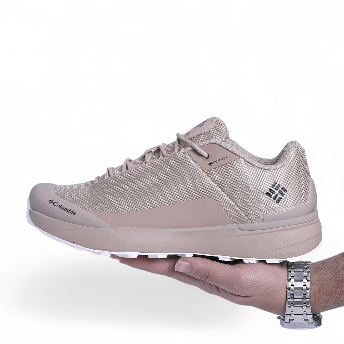 Columbia GORE-TEX Outdoor Hiking Sneakers - DCM - in Beige