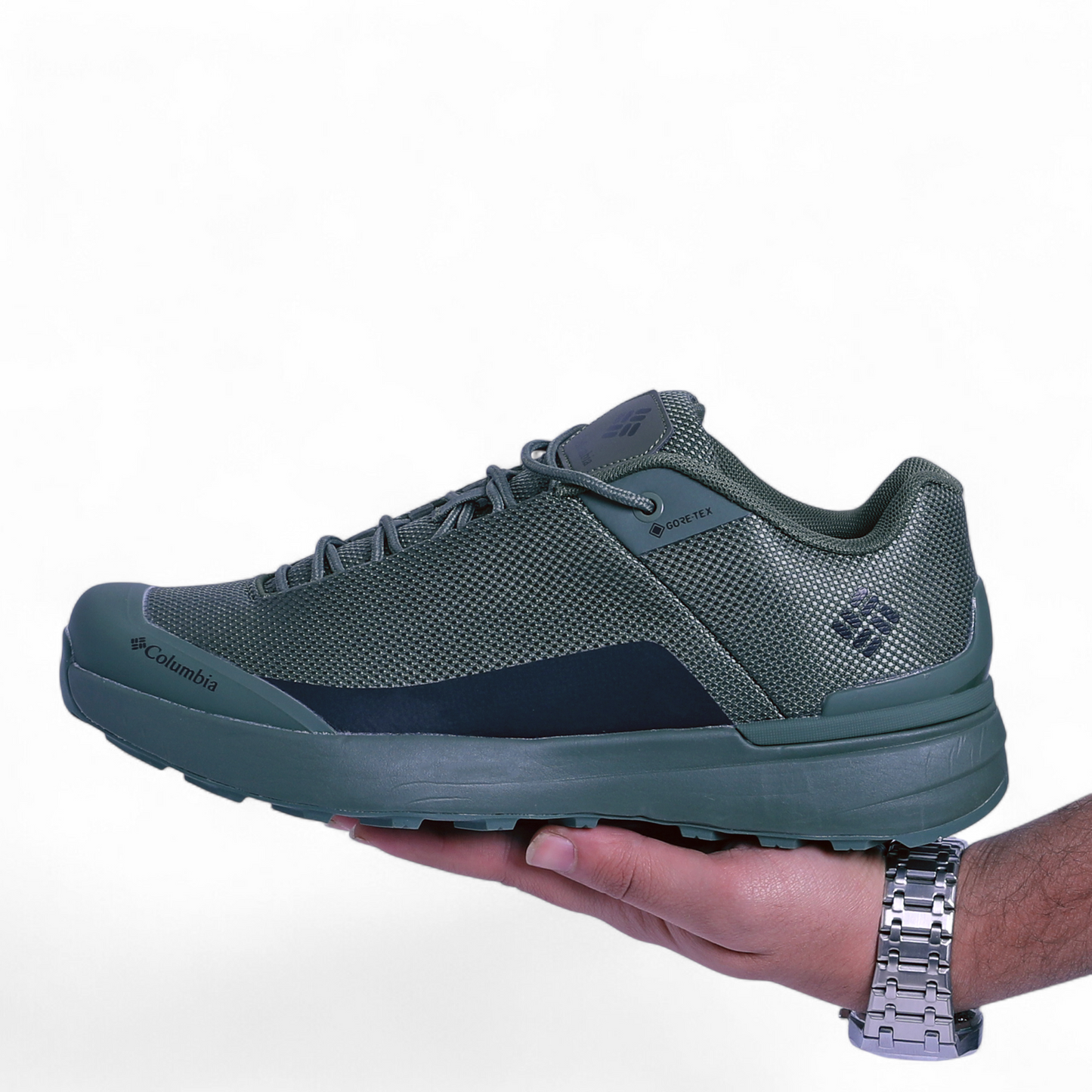 Columbia GORE-TEX Outdoor Hiking Sneakers - DCM - in Green