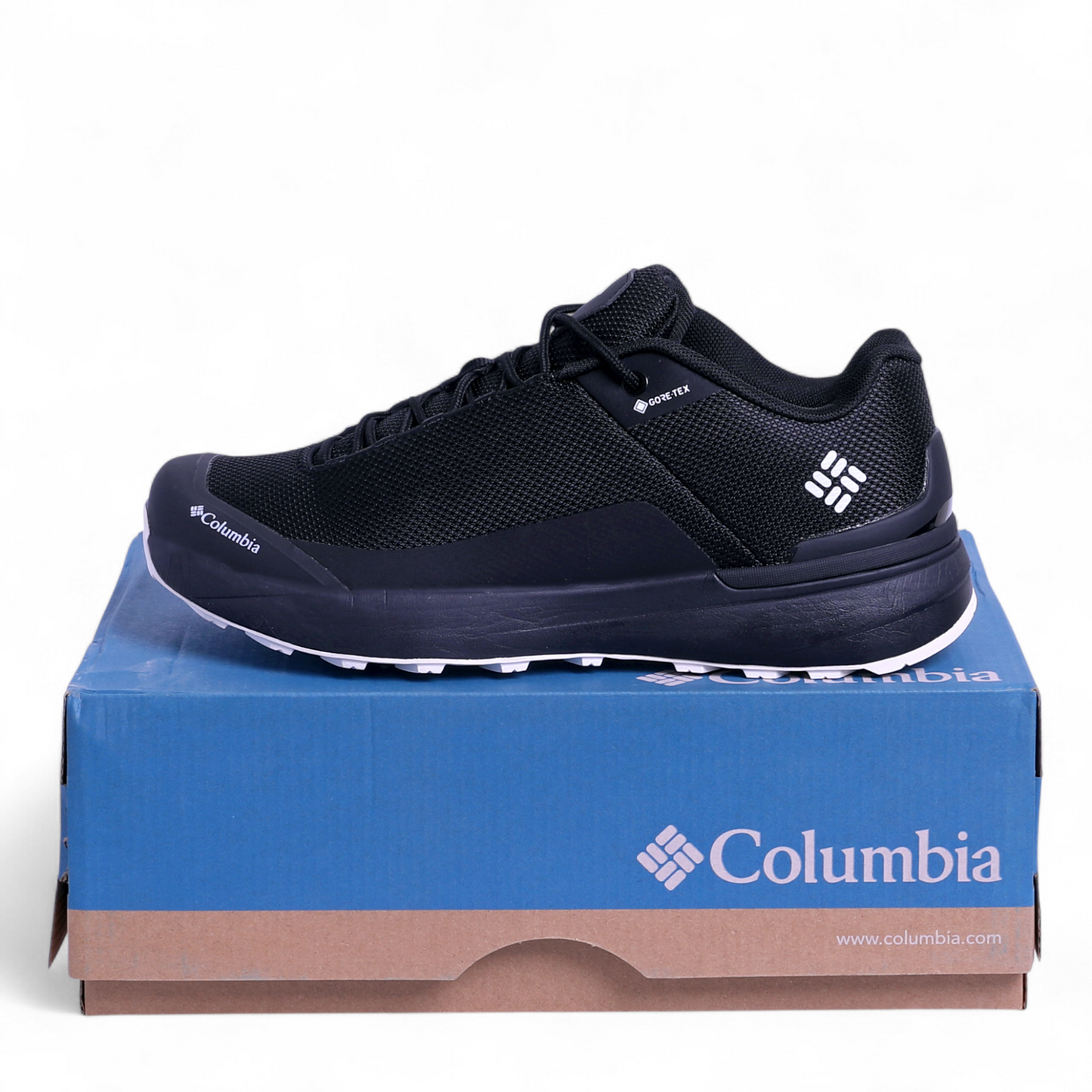 Columbia GORE-TEX Outdoor Hiking Sneakers - DCM - in Black
