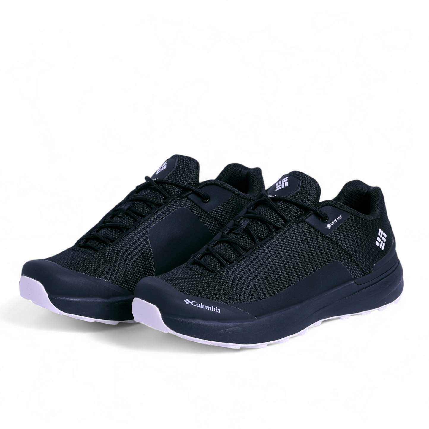 Columbia GORE-TEX Outdoor Hiking Sneakers - DCM - in Black