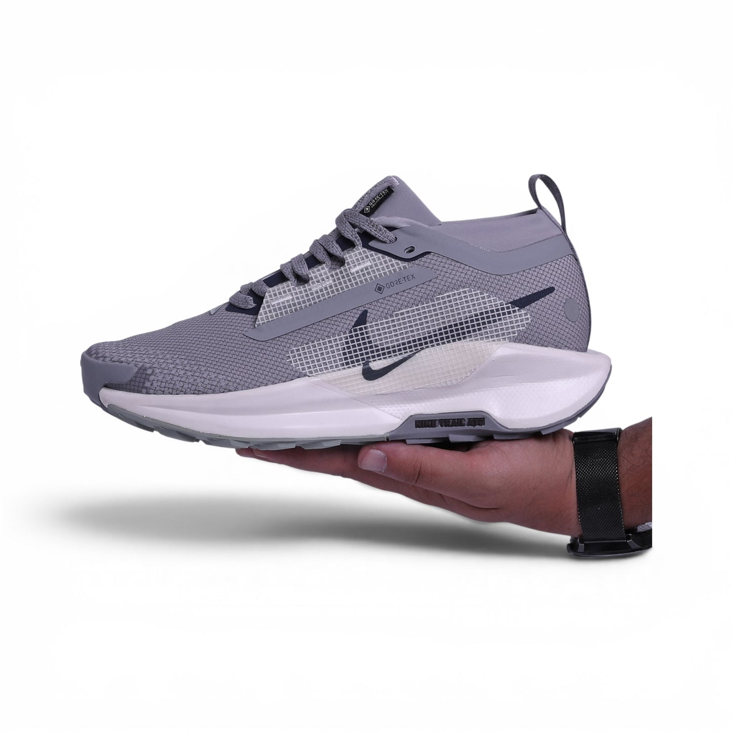 Nike Pegasus Trail 5 GTX – Waterproof Trail Running Shoes - in Grey