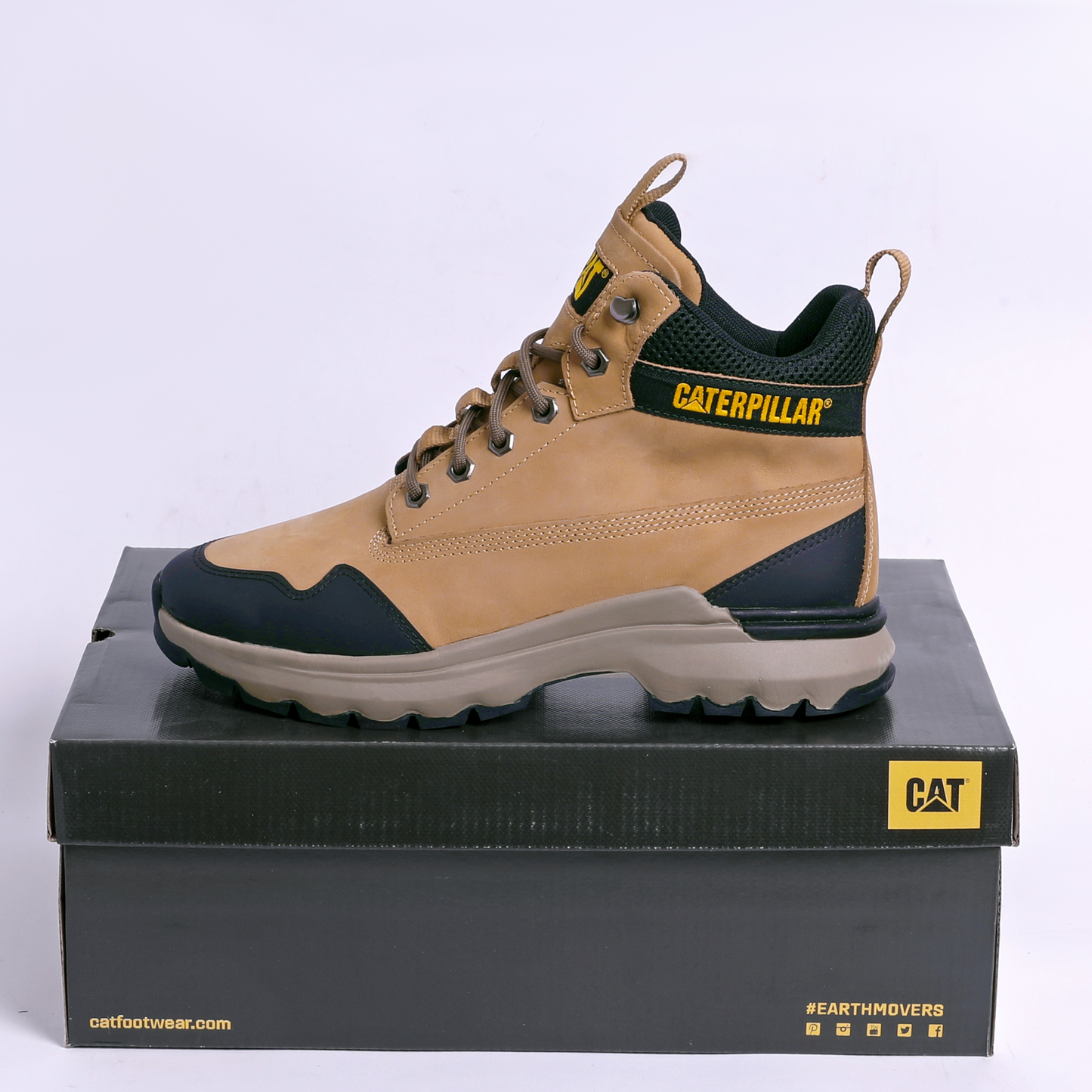 CAT Caterpillar Men’s Colorado WP Sneaker – Rugged Protection, Everyday Comfort - CAR - in Havana