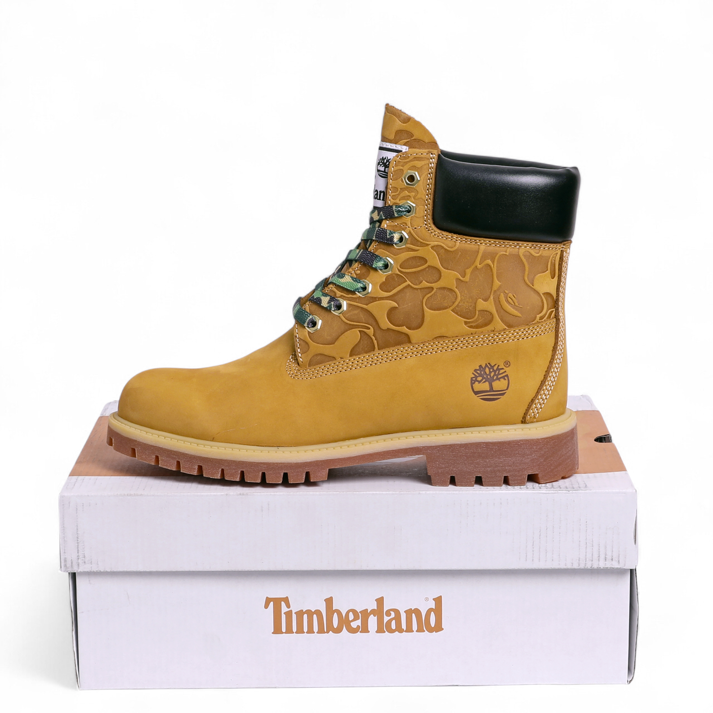 x A Bathing Ape x Undefeated 6-Inch Waterproof Boot - DBA - in Havana
