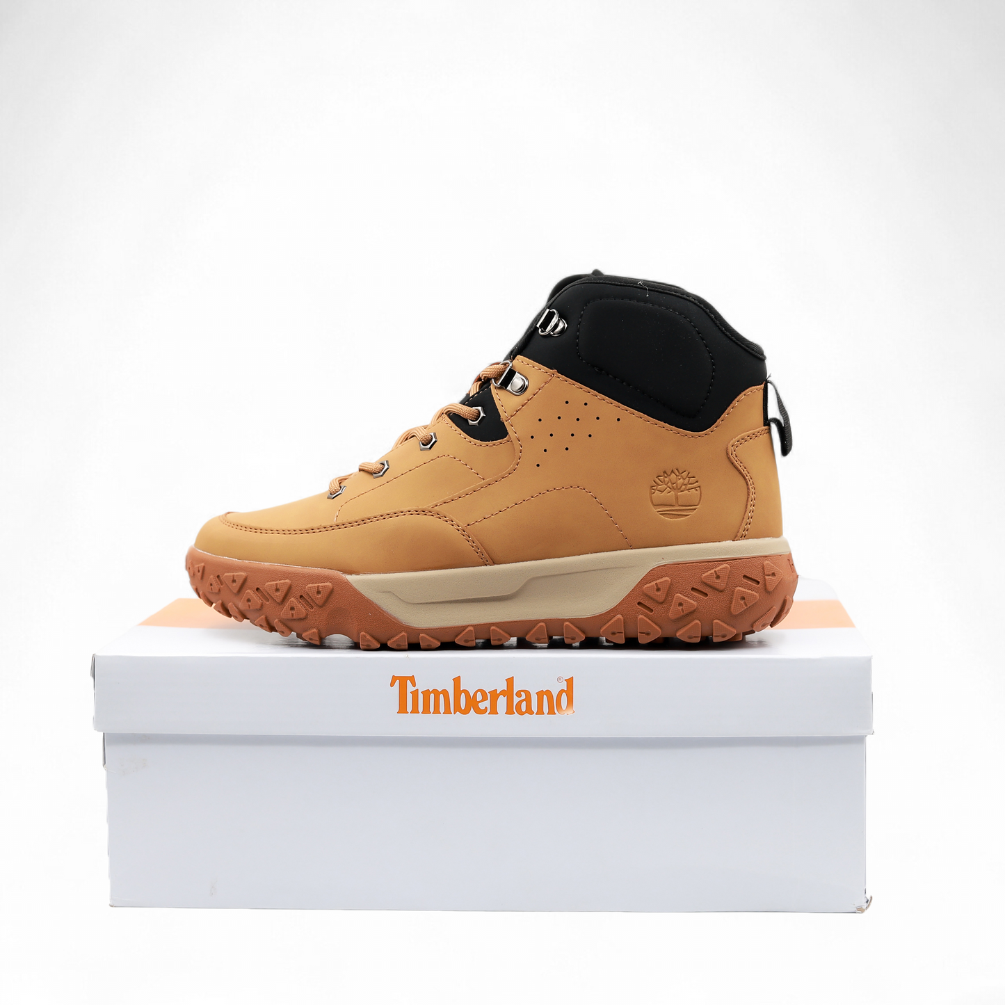 Men’s GreenStride Motion 6 Mid Hiking Shoe - KTY - in Havana