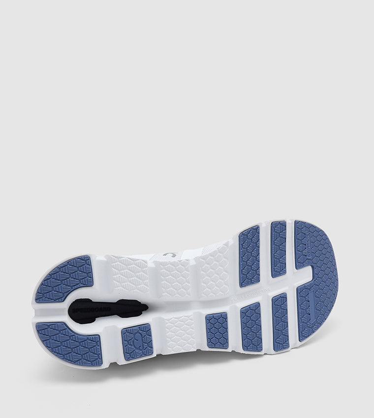 On Running Cloudrunner QC-56- in gray×white