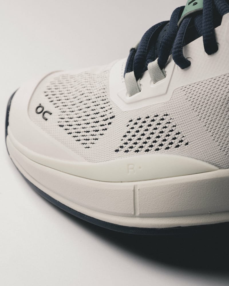 OnCloud The Roger Pro QC-60- in White