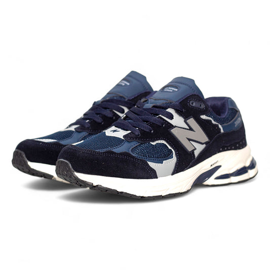 New Balance 2002 sneakers - in navy