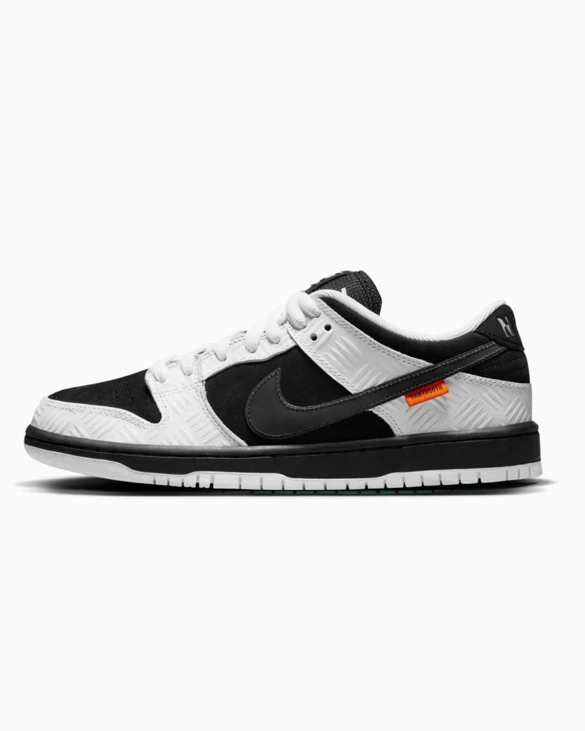 Nike SB Dunk Low “Tightbooth”  - SB-100- in Black×white