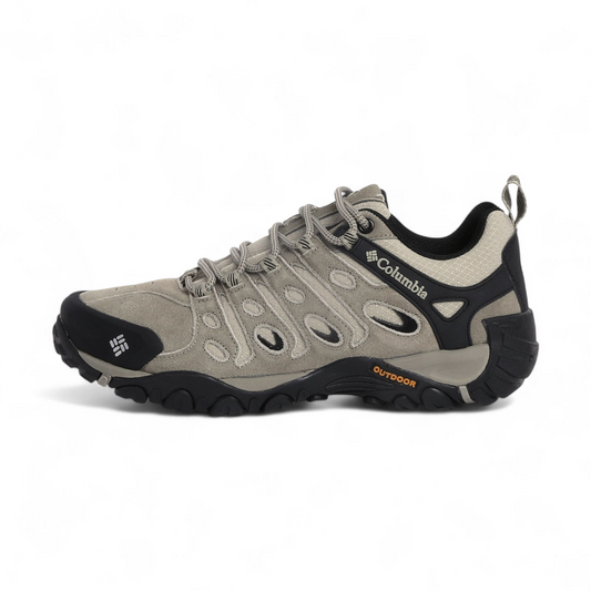 Columbia Leather Outdoor Sneakers C50 - in Light beige