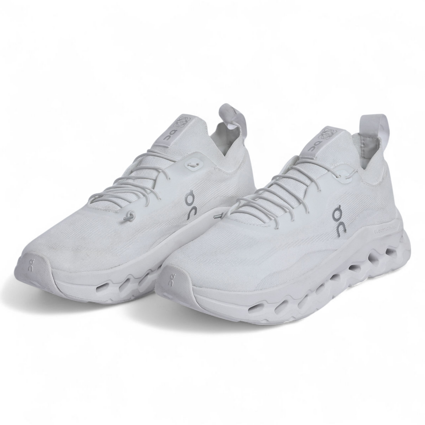LOEWE × On Cloudtilt QC-29  - in White