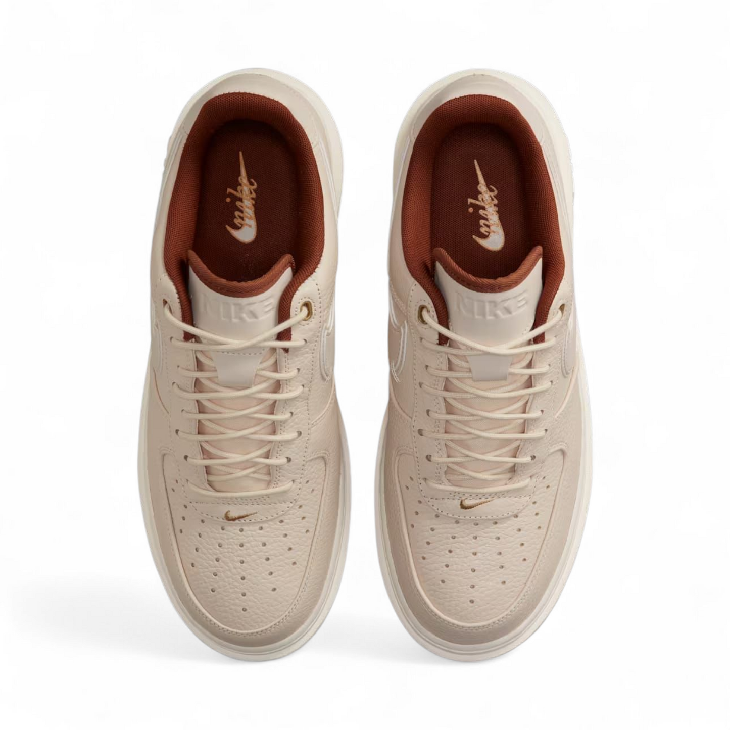 Nike Air Force 1 Luxe -SB-40- in Beige